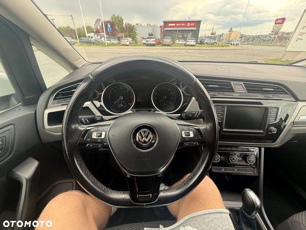 Volkswagen Touran 1.6 TDI SCR (BlueMotion Technology) DSG Comfortline - 14