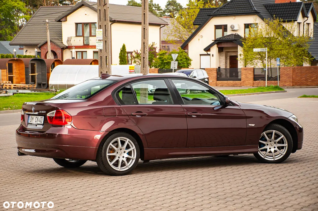 BMW Seria 3 320i - 20