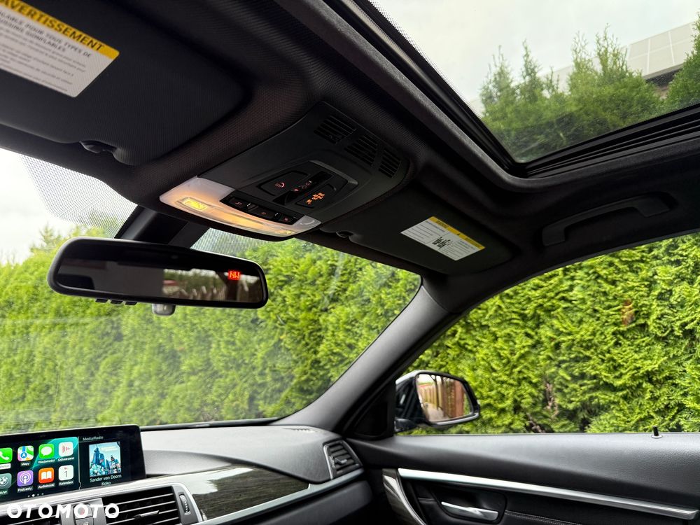 BMW Seria 3 330i Edition M Sport Shadow - 20