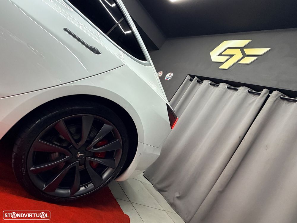 Tesla Model 3 Performance Dual Motor AWD - 15