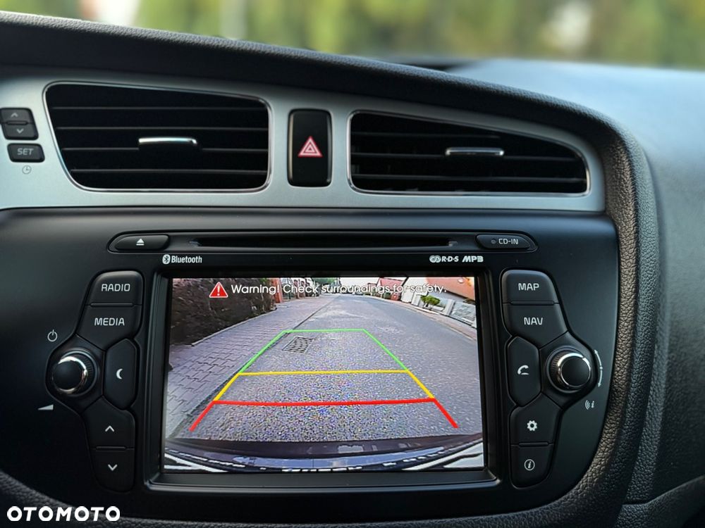 Kia Ceed 1.6 GDI Edition 7 - 24