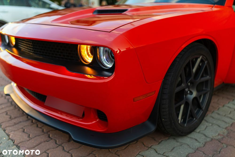 Dodge Challenger - 5