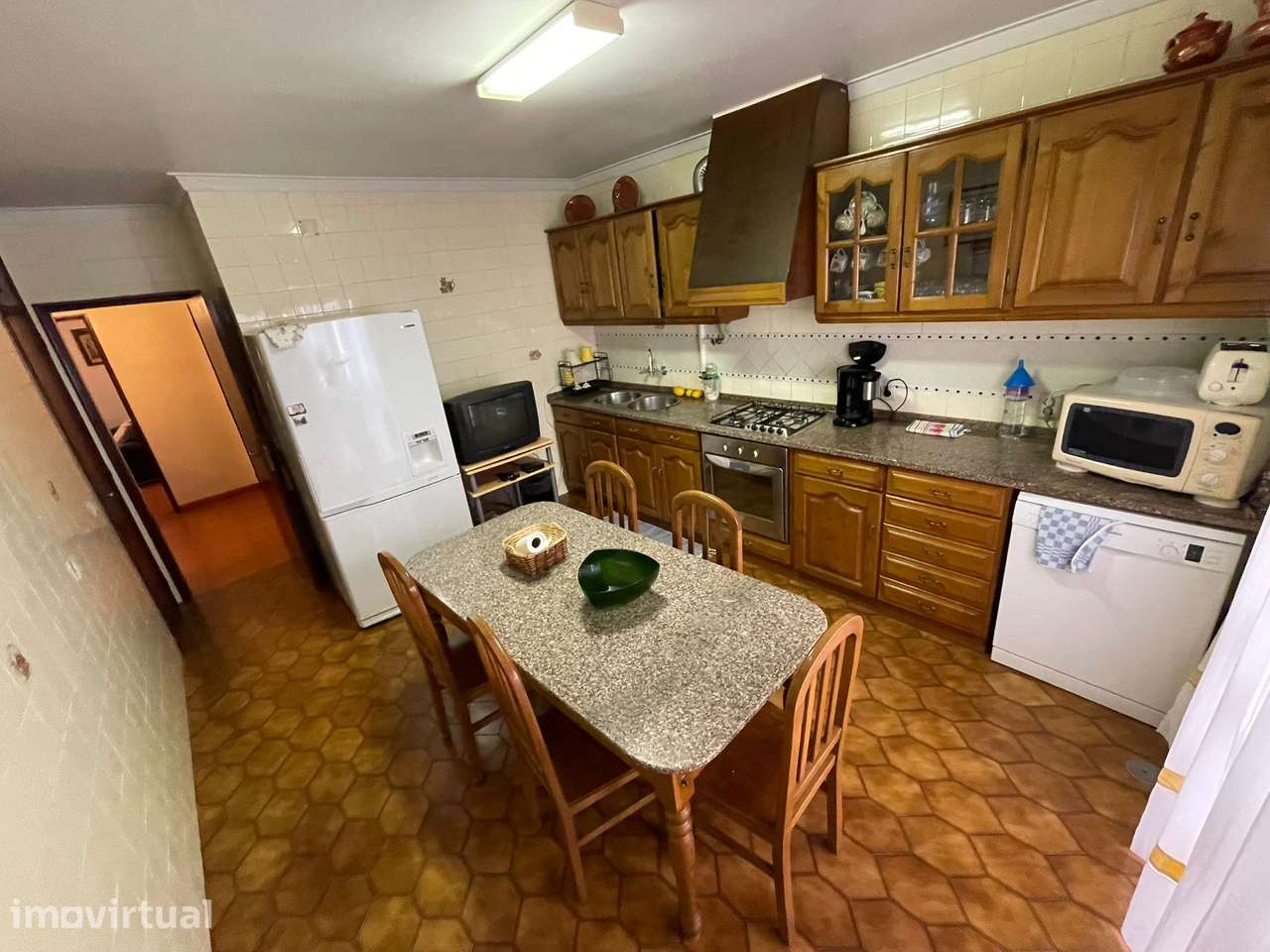 Apartamento T3 com Garagem junto ao Mercado - Grande imagem: 3/18