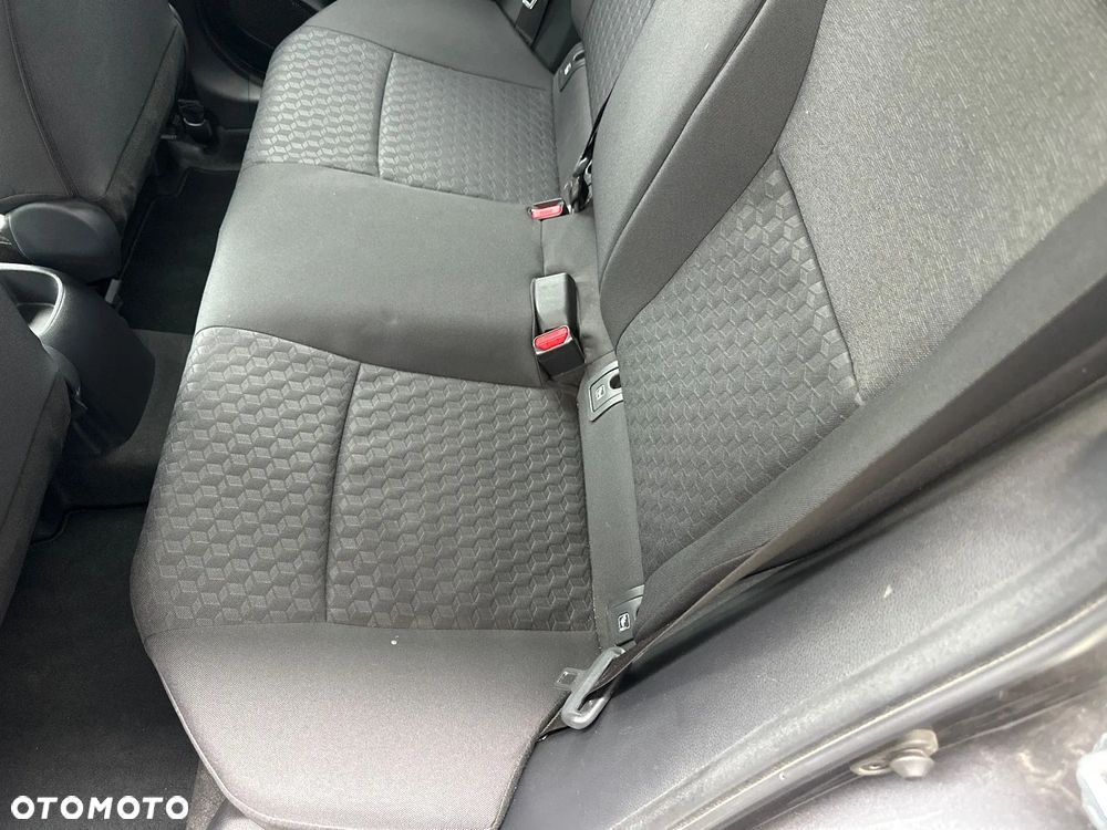 Toyota Yaris 1.5 Style - 28