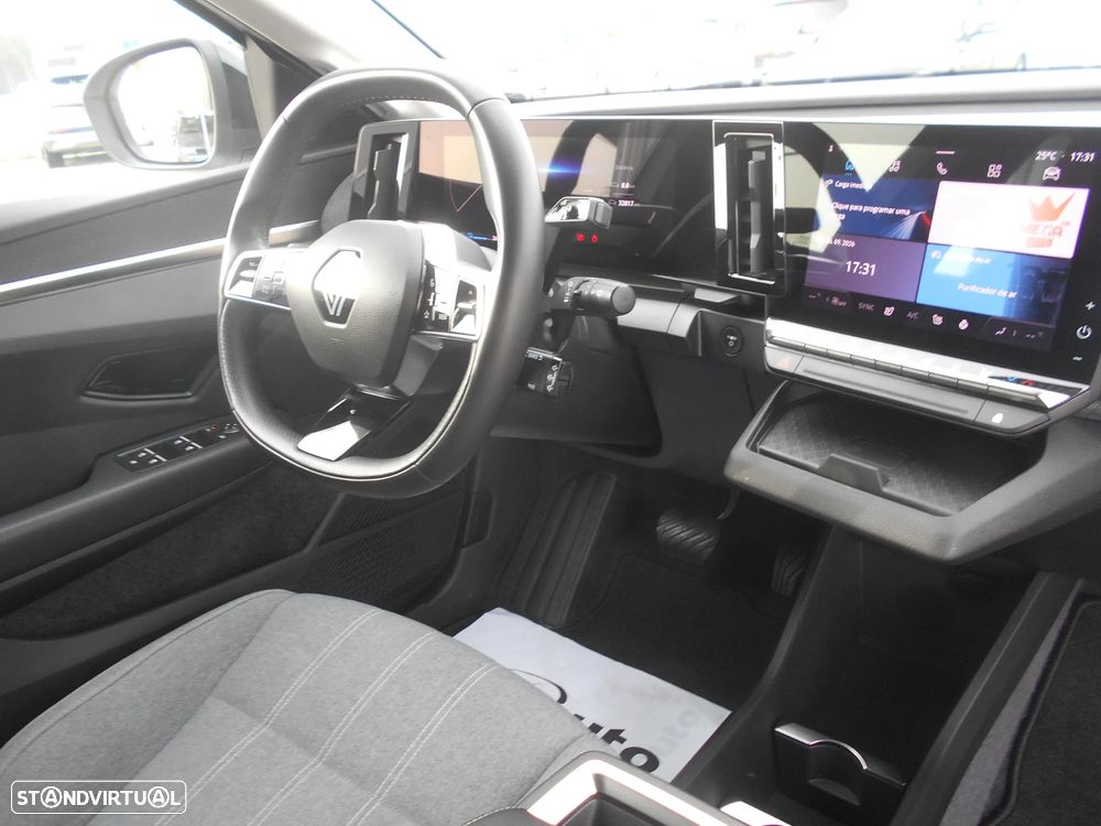 Renault Mégane E-Tech 220 Comfort Range Equilibre - 17