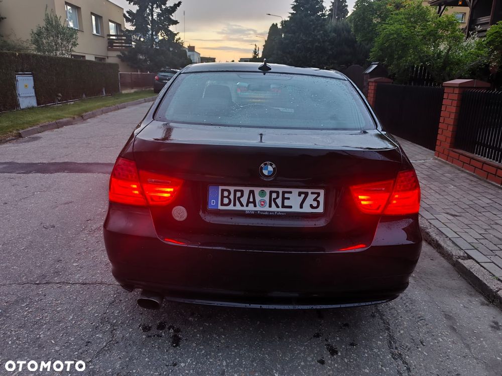 BMW Seria 3 318d - 6