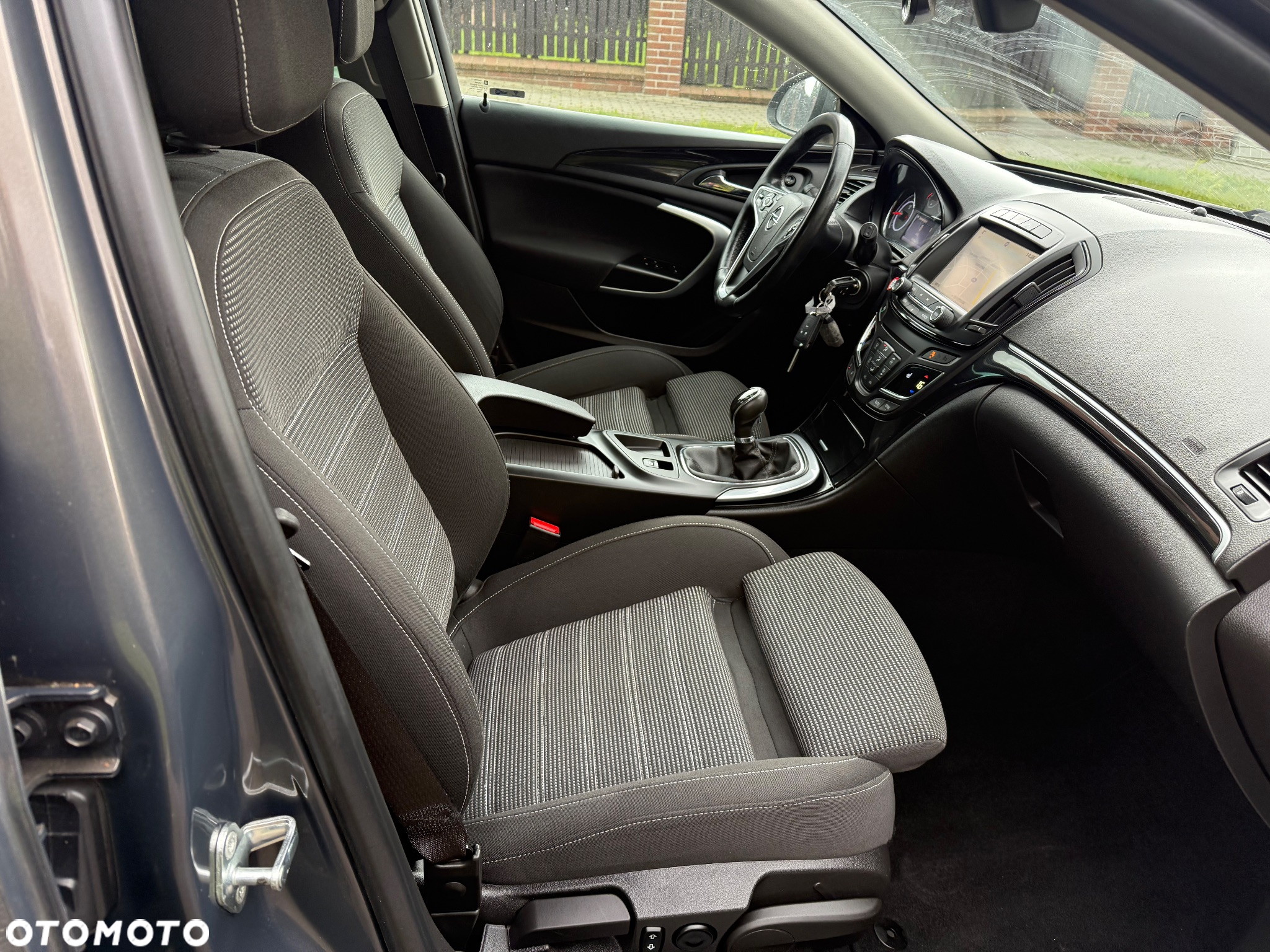 Opel Insignia - 16