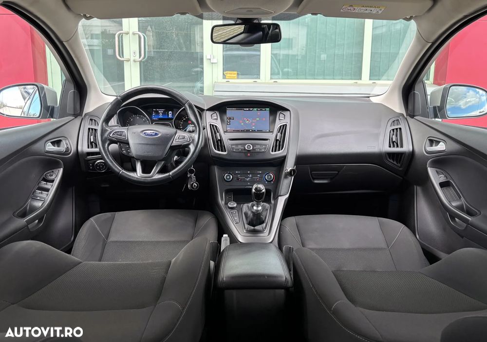 Ford Focus - 5