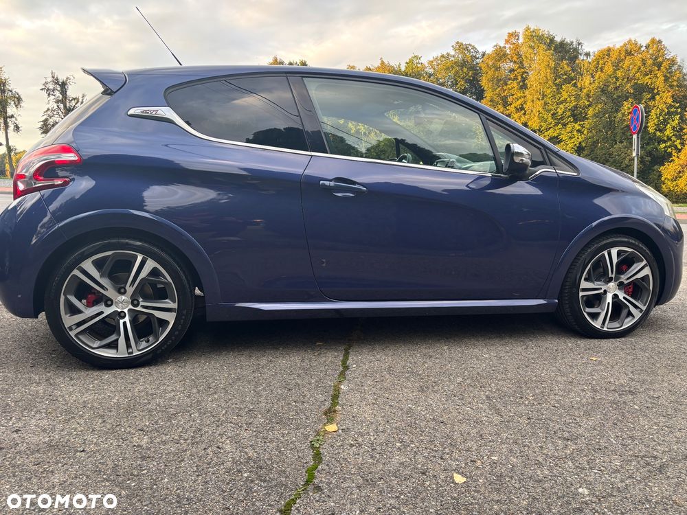 Peugeot 208 1.6 THP GTi - 3