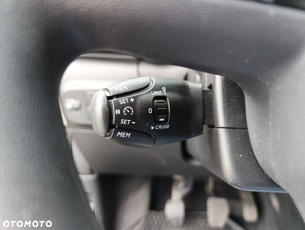 Citroën C3 1.2 PureTech Shine - 18