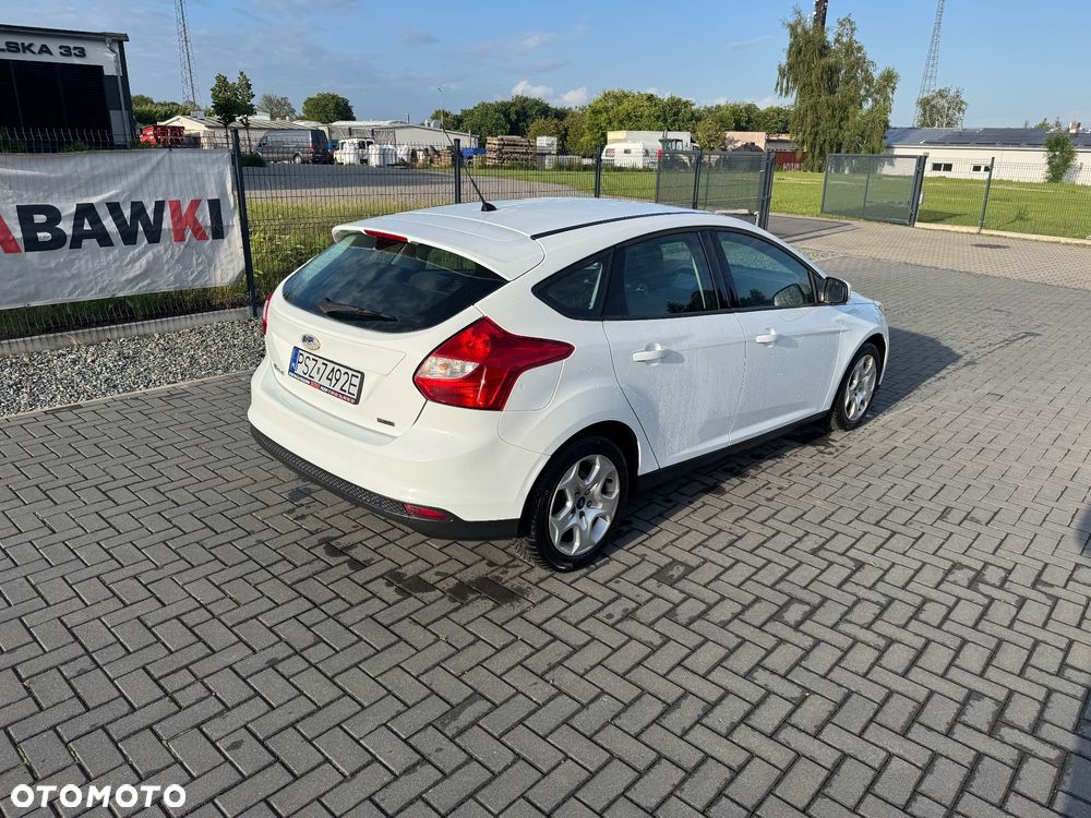 Ford Focus 1.6 TDCi Edition - 10