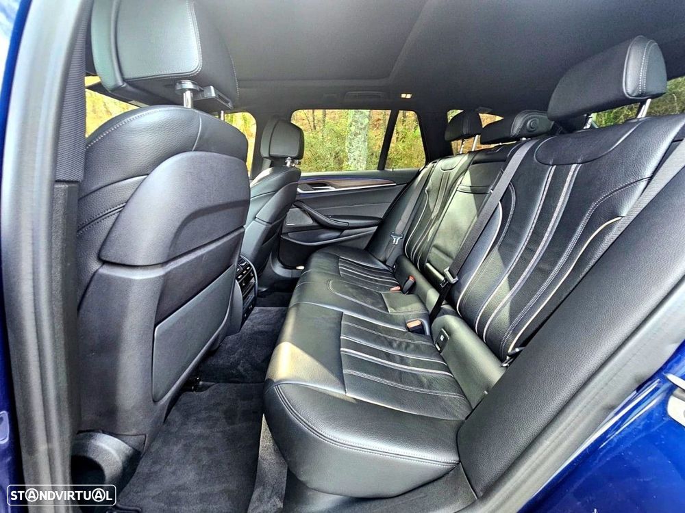 BMW 540 d xDrive Pack M Auto - 24