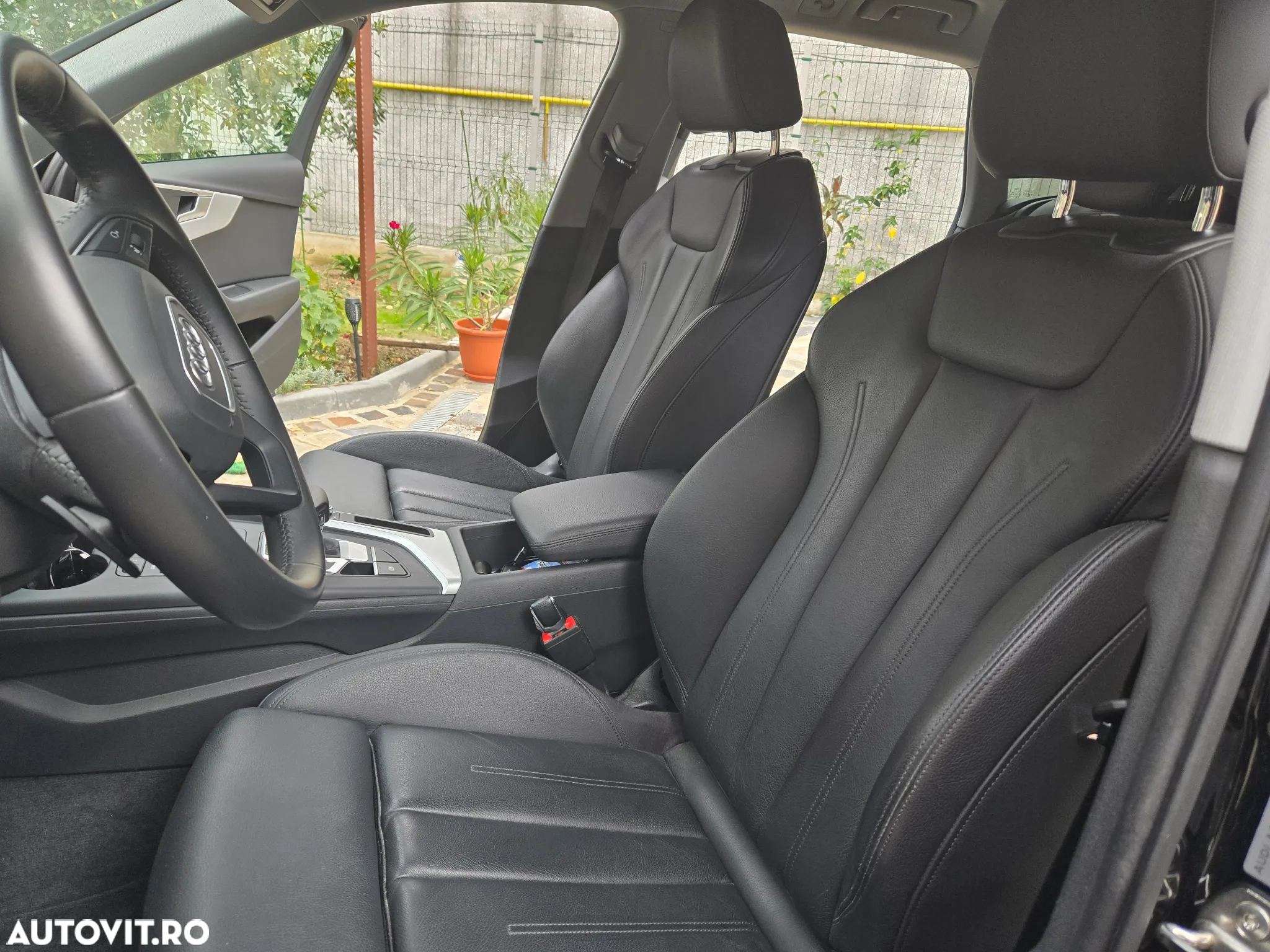Audi A4 Avant 2.0 TDI S tronic quattro - 23
