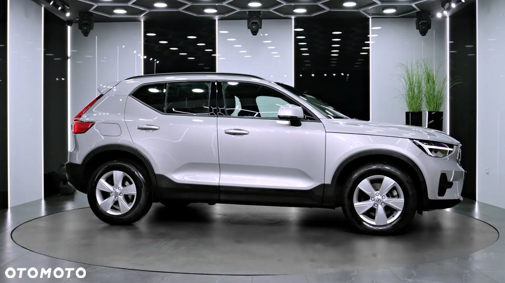 Volvo XC 40 B3 Essential - 11