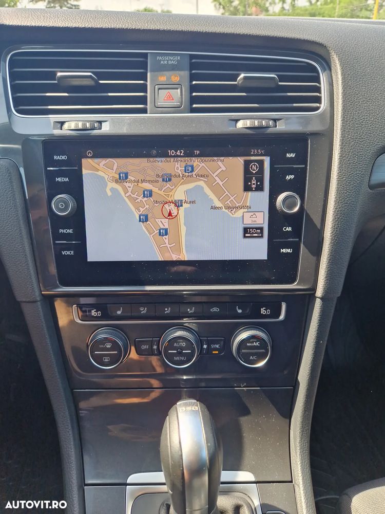 Volkswagen Golf 1.4 TSI DSG BMT Highline - 23