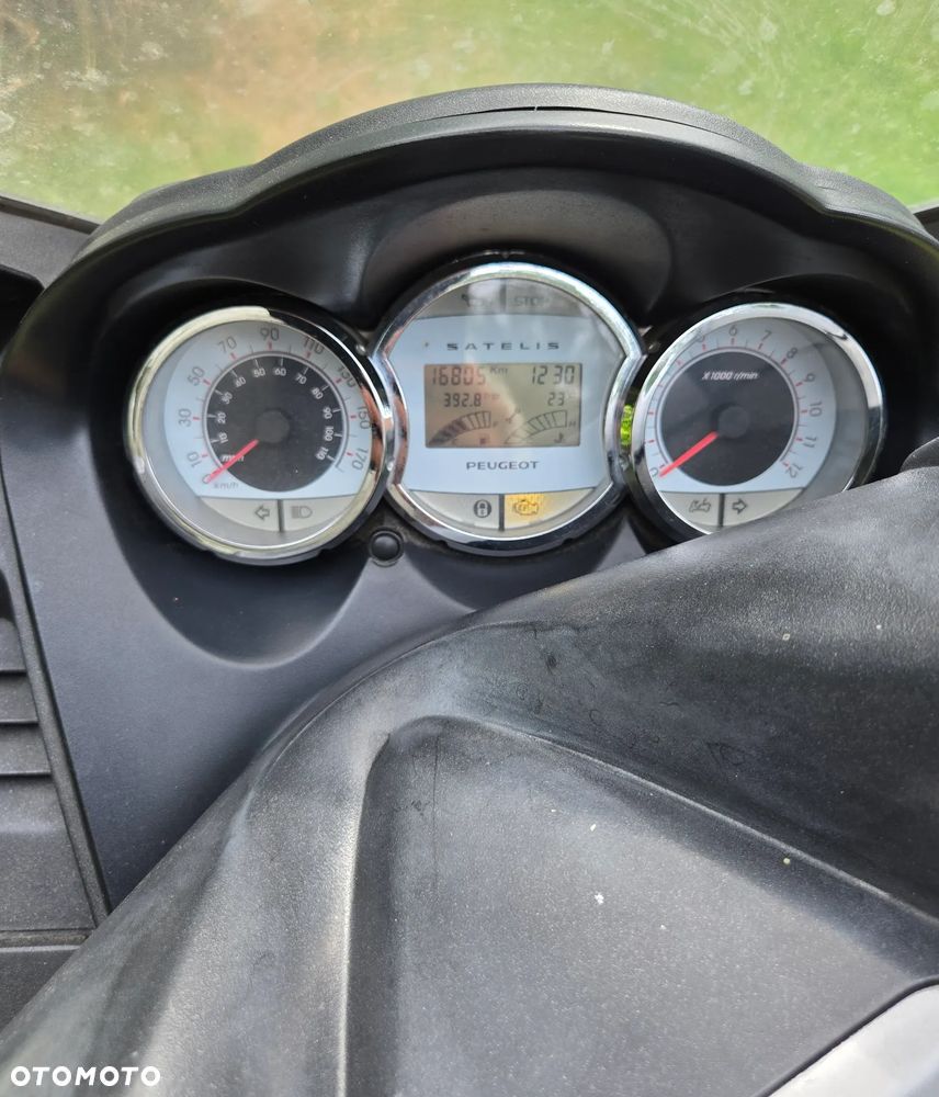 Peugeot Satelis - 7