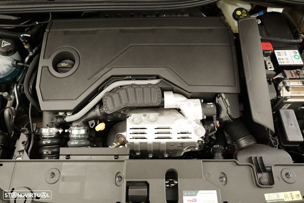 Peugeot 208 1.2 Hybrid Allure e-DCS6 - 24