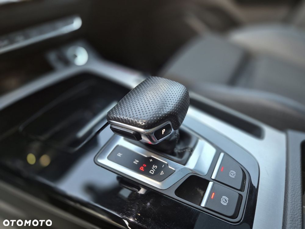 Audi Q5 35 TDI mHEV S Line S tronic - 20