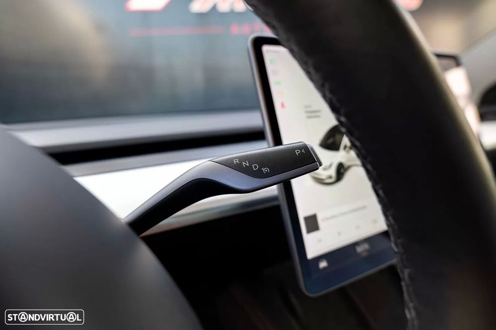 Tesla Model 3 - 30