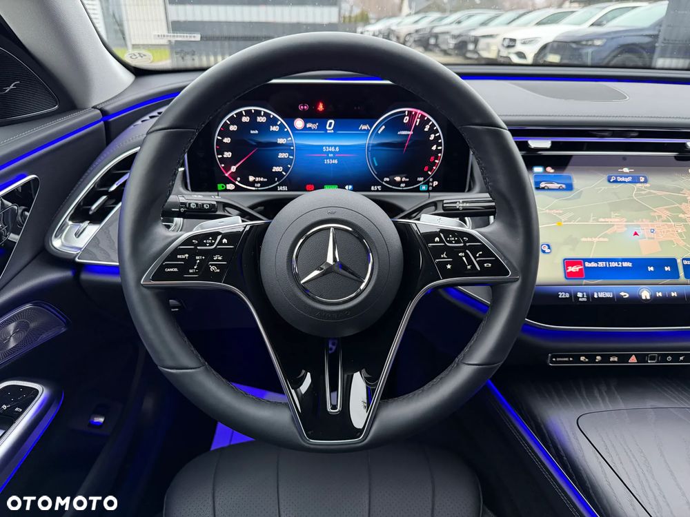 Mercedes-Benz Klasa E 300 de 4Matic 9G-TRONIC Avantgarde - 38