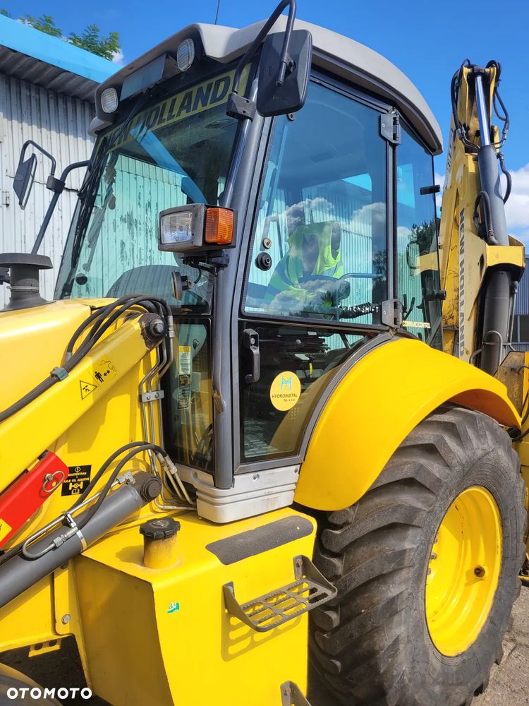 New Holland B110-4PS Powershift - 5