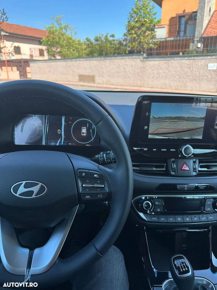 Hyundai i30 1.5 96CP M/T Highway - 9