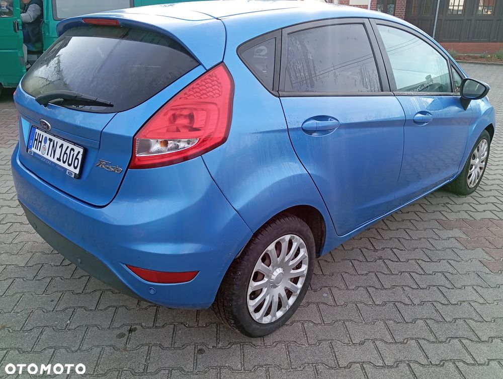 Ford Fiesta 1.4 Champions Edition - 9