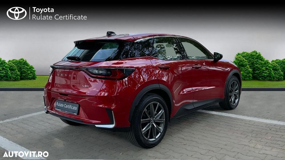Lexus LBX 1.5 HEV 4x2 CVT Elegant - 11