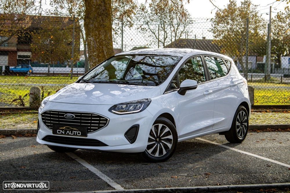 Ford Fiesta 1.0 EcoBoost Hybrid S&S TITANIUM - 4