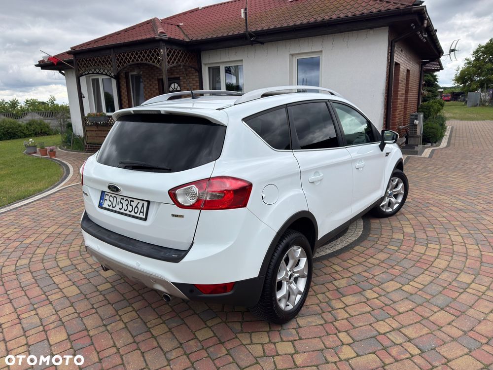 Ford Kuga - 8