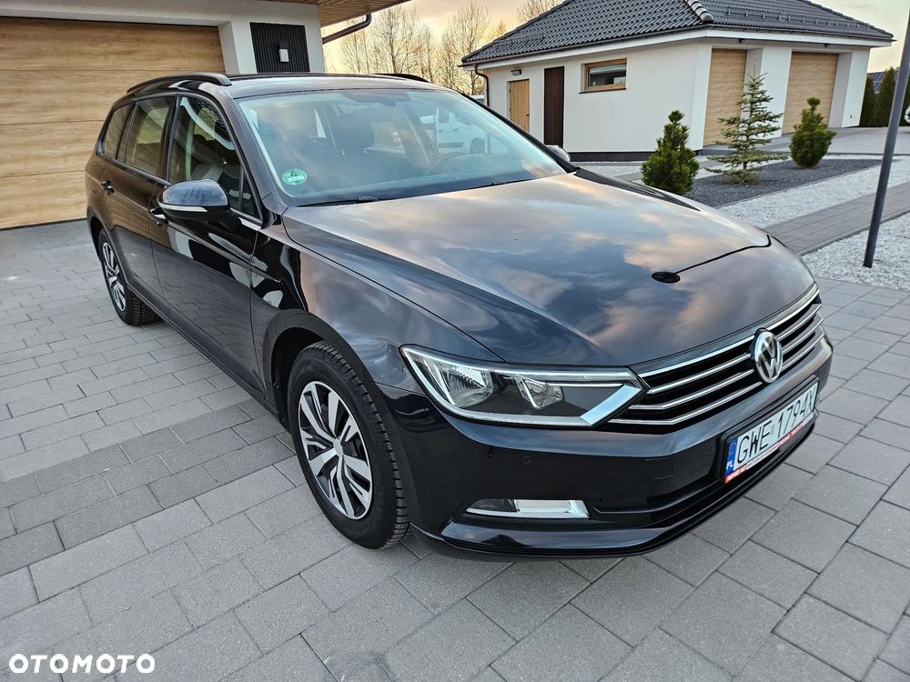 Volkswagen Passat - 2