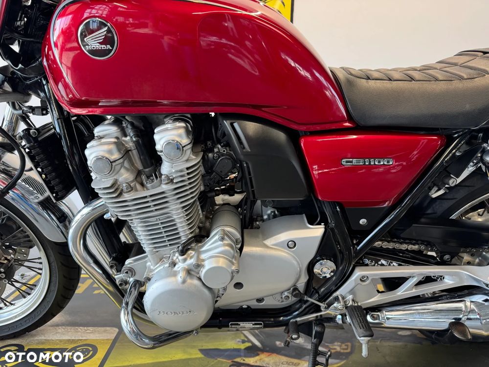Honda CB - 23