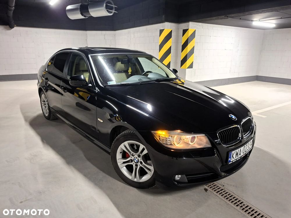 BMW Seria 3 318i Edition Exclusive - 19