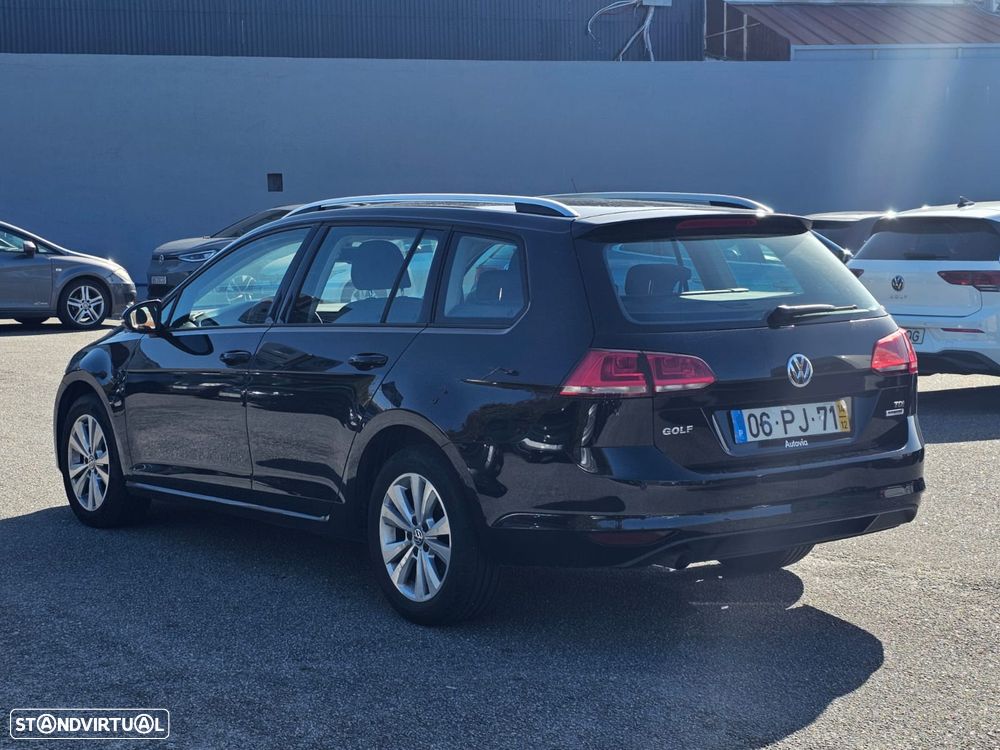 VW Golf Variant 1.6 TDi Confortline DSG - 2