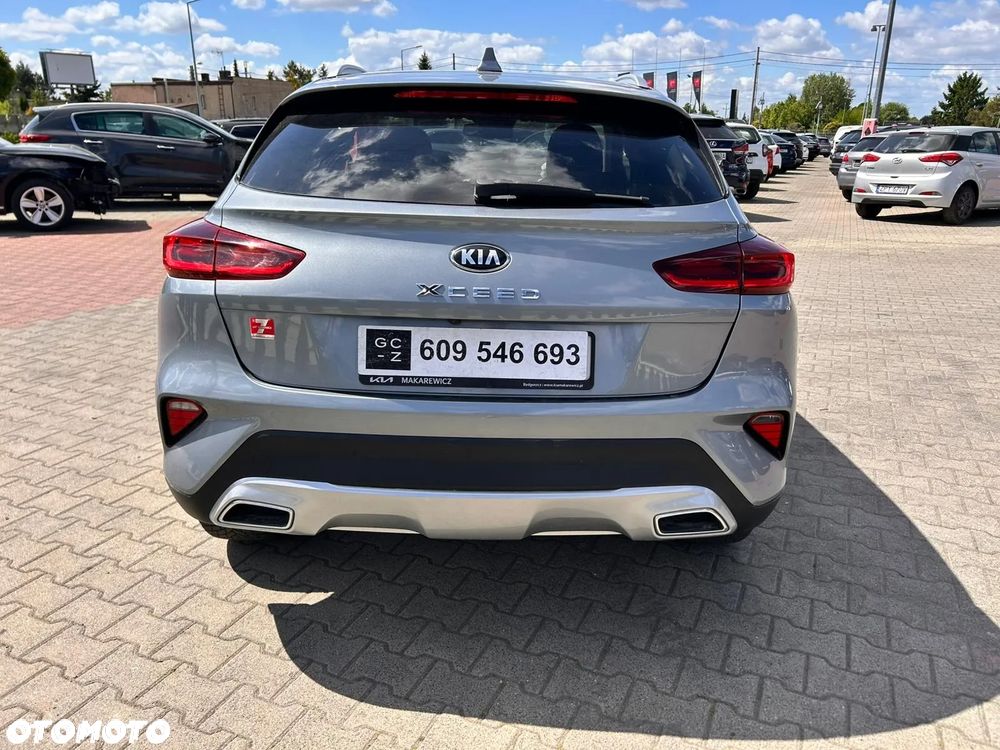 Kia XCeed 1.5 T-GDI M - 6