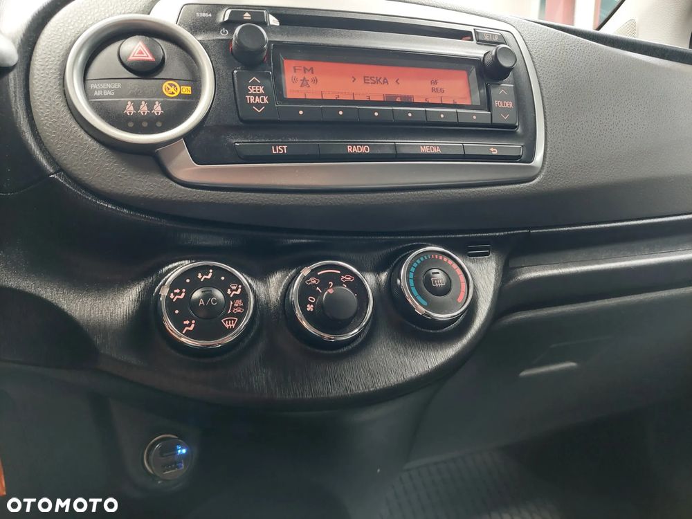 Toyota Yaris - 23