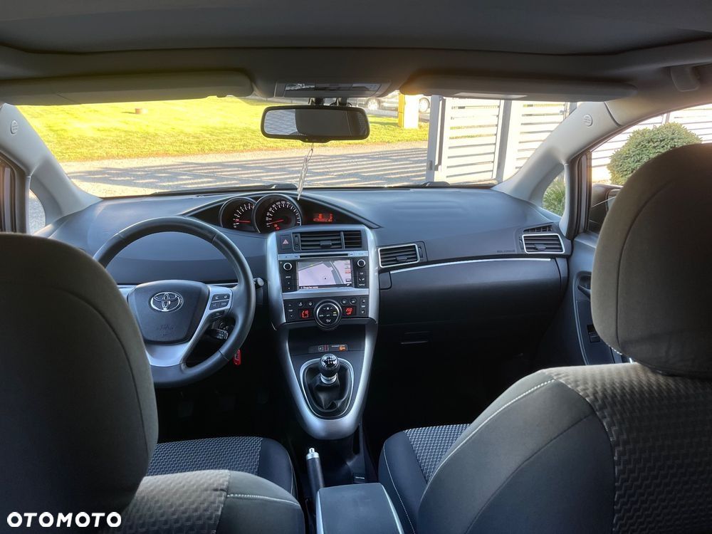 Toyota Verso - 17
