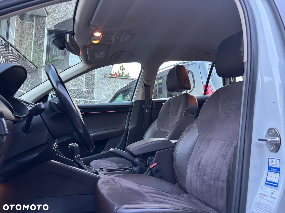 Skoda Octavia 2.0 TDI 4x4 L&K DSG - 19