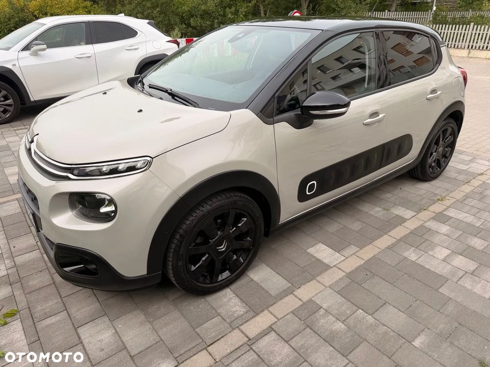 Citroën C3 1.2 PureTech Shine EAT6 - 2