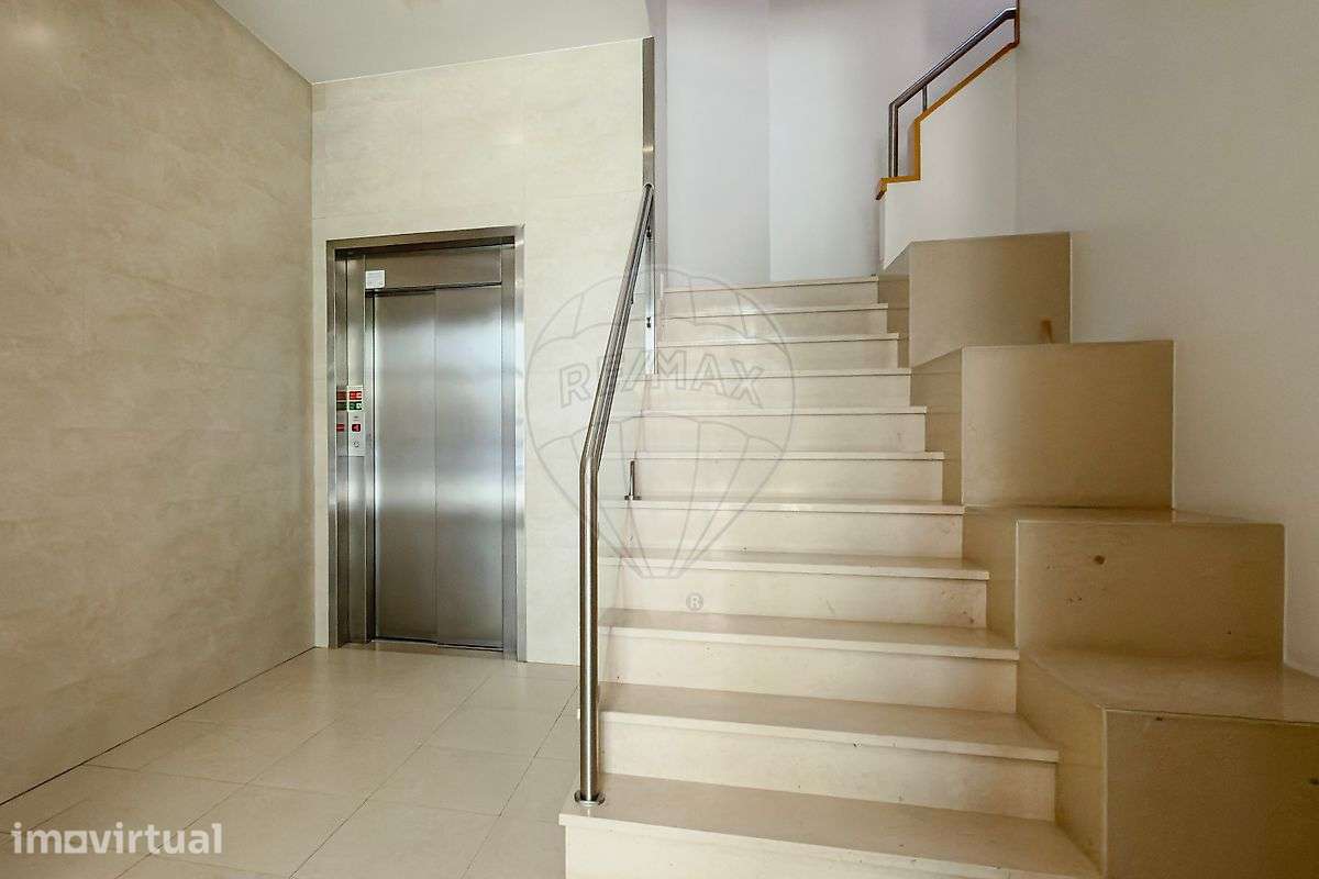 Apartamento T4 para venda - Grande imagem: 3/45