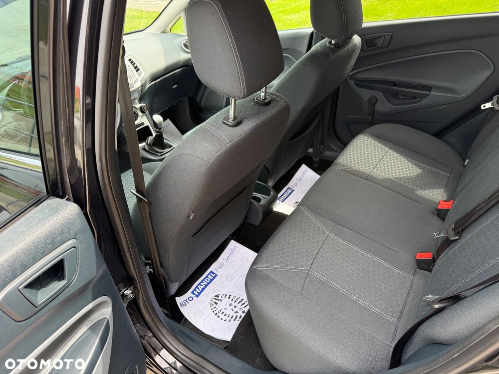 Ford Fiesta 1.25 Titanium - 19