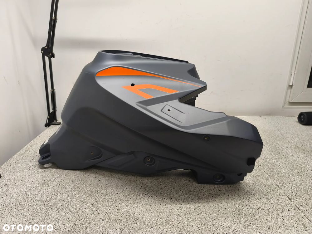 Bak, zbiornik paliwa KTM 1290 Super Duke GT - 1