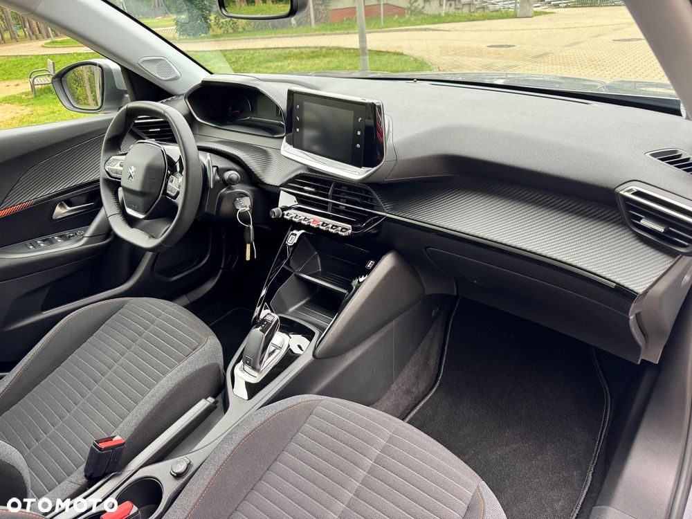 Peugeot 2008 PureTech 130 EAT8 Active Pack - 32