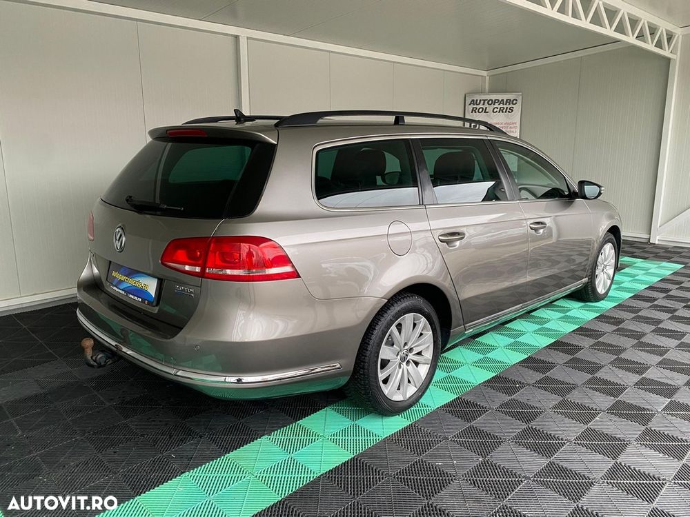 Volkswagen Passat Variant 2.0 Blue TDI DSG SCR Business Edition - 4