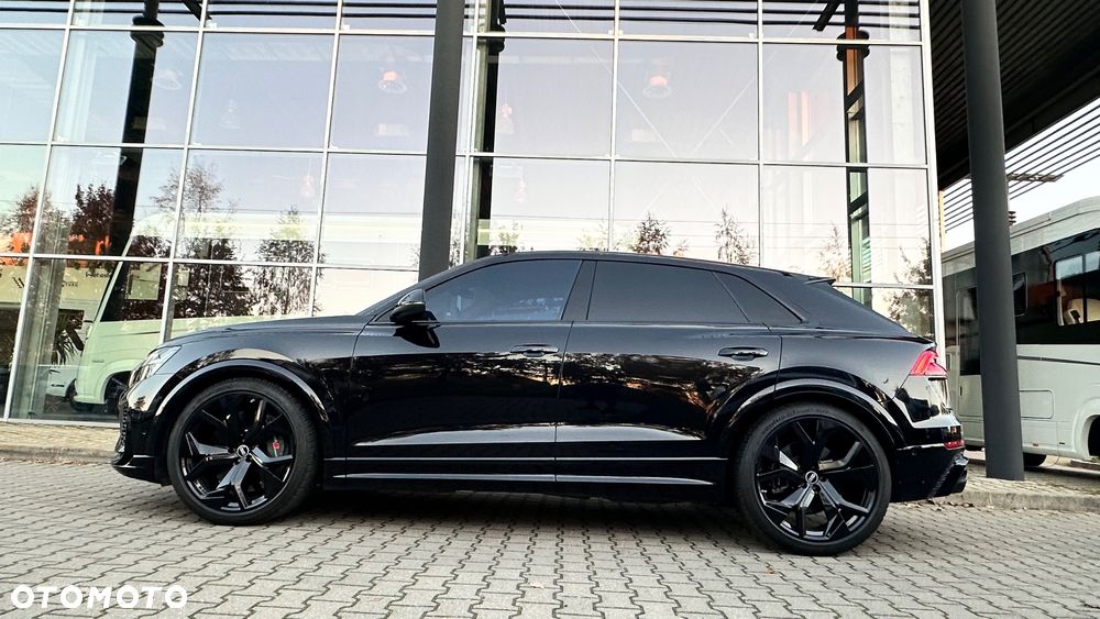 Audi RS Q8 - 2