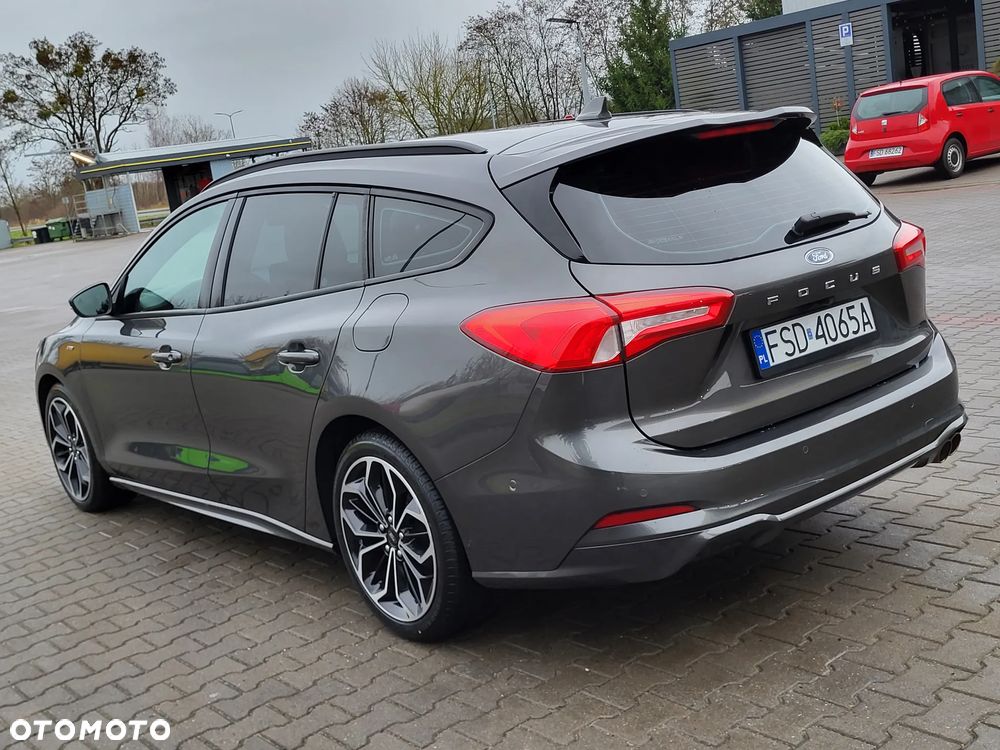 Ford Focus 1.5 EcoBoost STart-Stopp-System ST-LINE X - 10