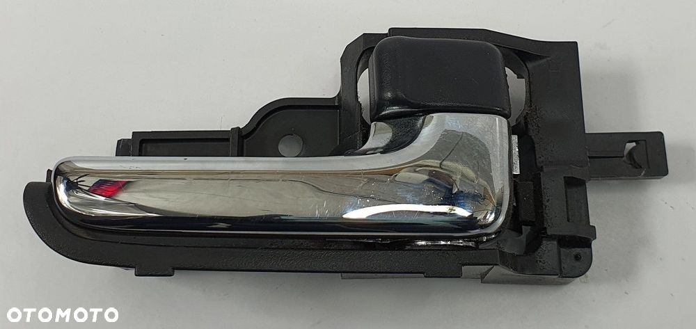 KLAMKA DRZWI PRAWA DAIHATSU CUORE - 1