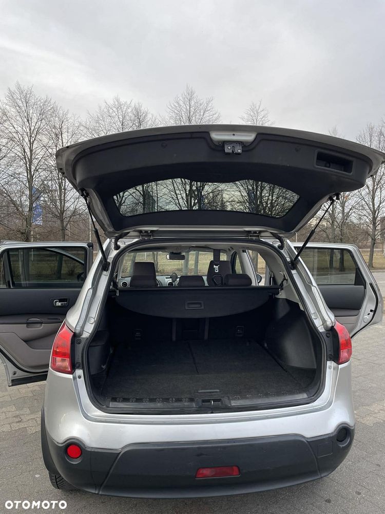 Nissan Qashqai+2 - 7