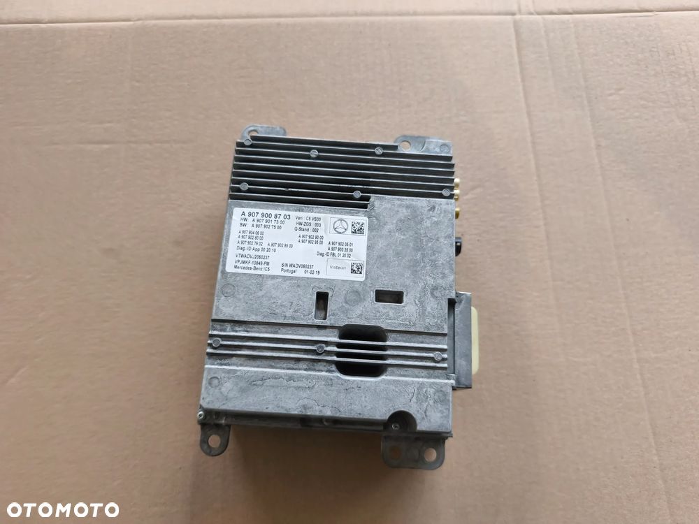 Radio nawigacja Mercedes-Benz Sprinter w907 w910 a9079008703 - 1