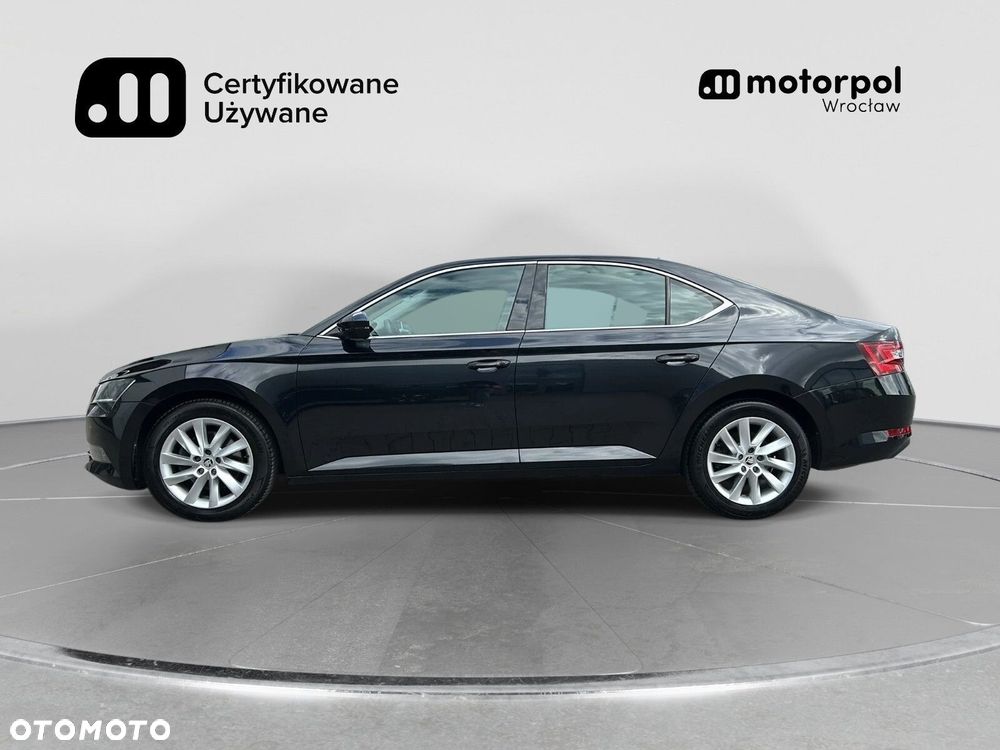 Skoda Superb 2.0 TDI Style DSG - 4